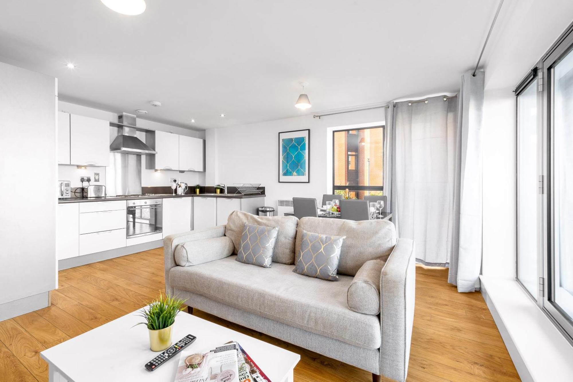 Stylish Birmingham City Centre - 2 Bed - Secure Parking - 5Ac Exterior photo